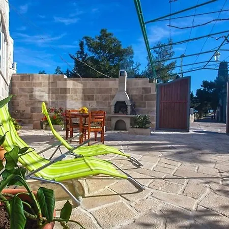 Semesterbostad Vila Agnes Ii